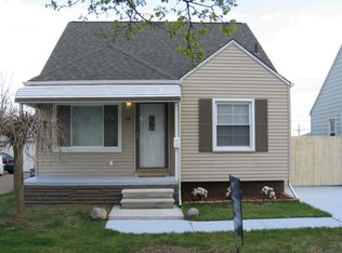 241 Detroit St, Trenton, MI 48183