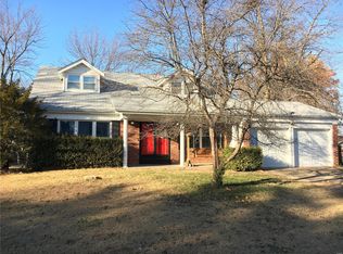 36 Michelle Ln, Saint Peters, MO