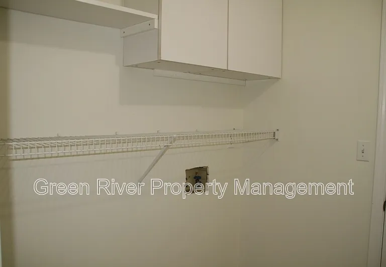 6106 Pine Ave — Photo 18