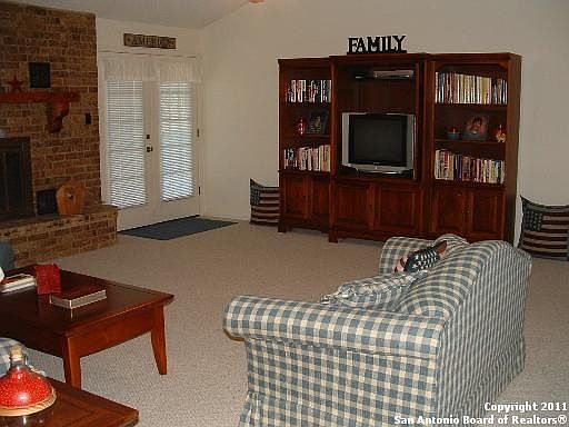 4th image of 1445 N DEVIN DR
