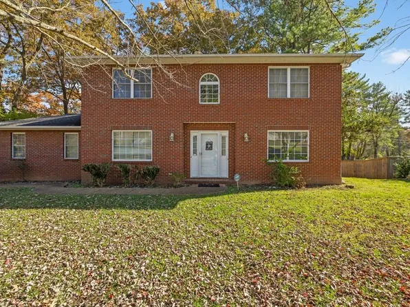 1105 Walton Ln, Cookeville, TN 38501