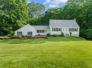 46 Jefferson Dr, Guilford, CT 06437