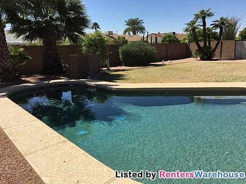 3rd image of 9407 W Manzanita Dr