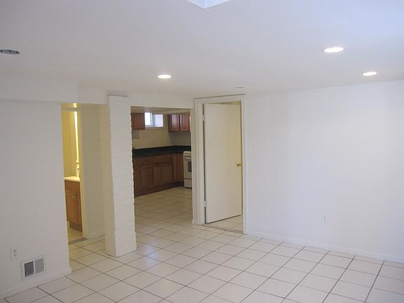 2nd image of 210 E Oxford Ave #1B