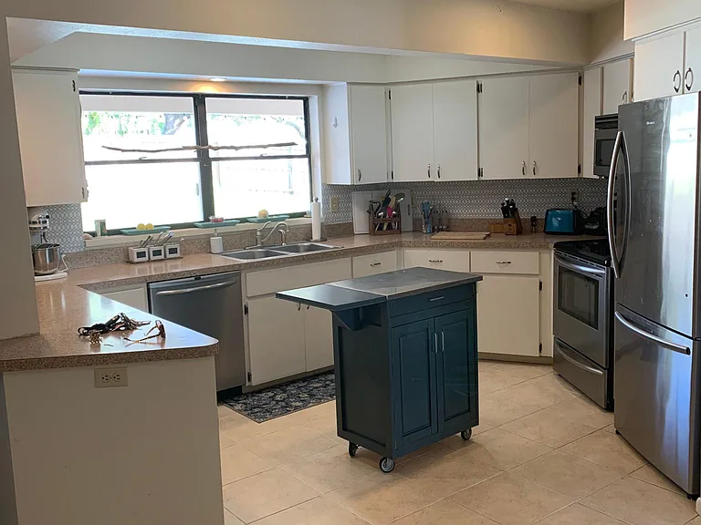 400 Meravan Ct — Photo 13