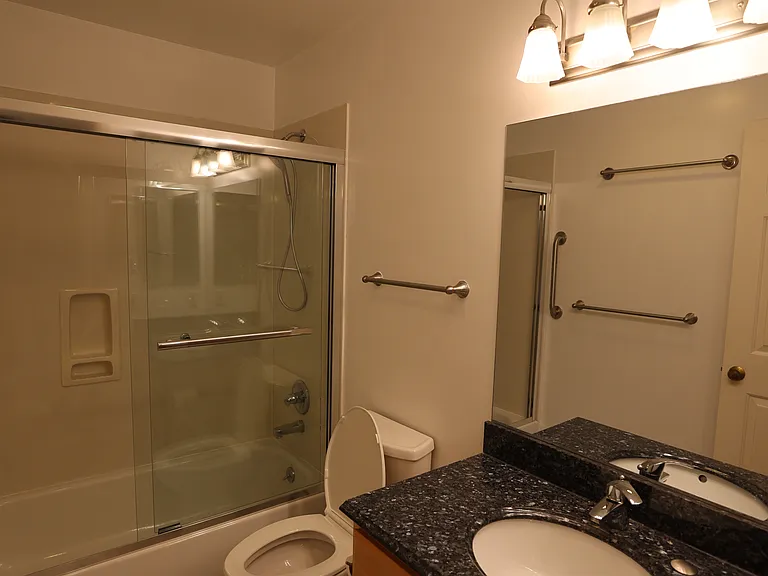 222 21st Ave #1 — Photo 17