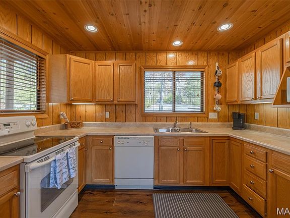 5th image of 1163 Limberry Cove Dr