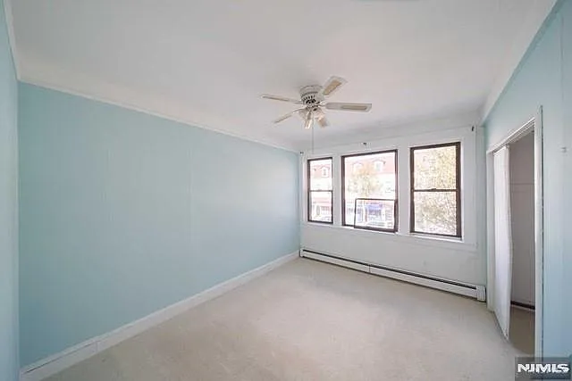 2 bed, $2,400 — Photo 4