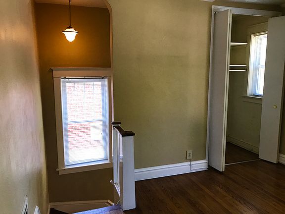 5th image of 1244 Moorlands Dr
