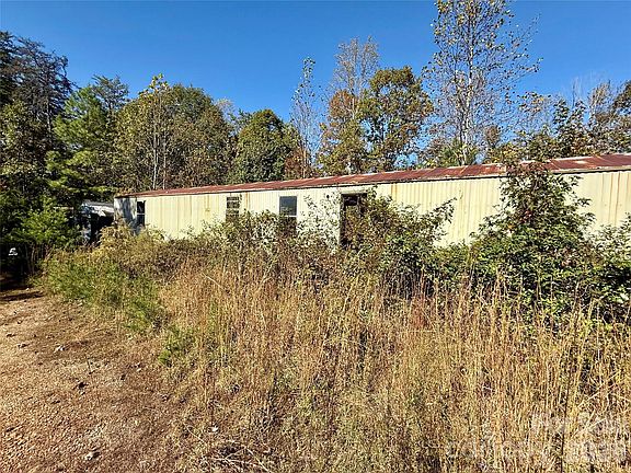 4th image of 229 Kelsey Ln