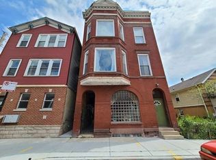 745 N Noble St APT 1R, Chicago, IL 60642