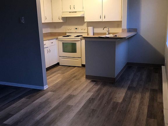 4th image of 161 Regent St APT 7