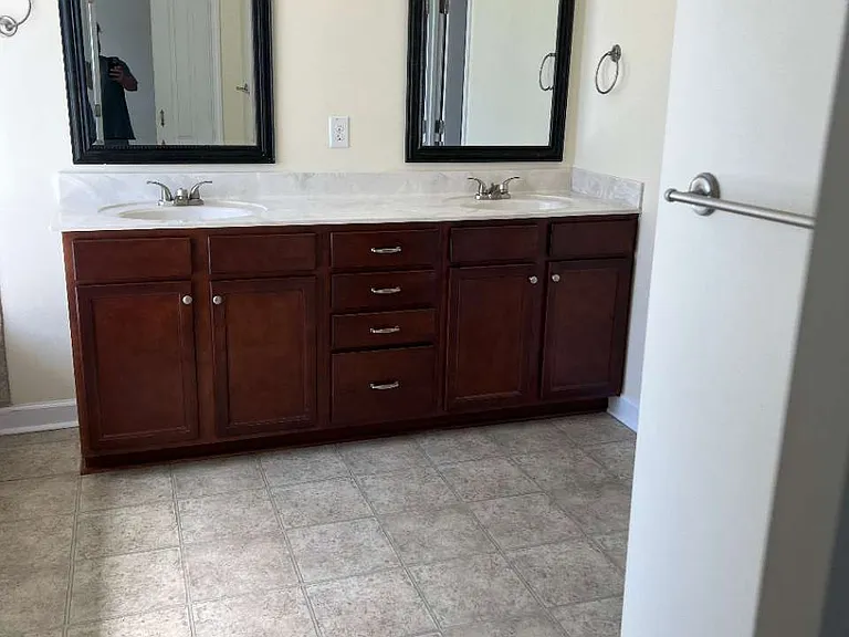 5911 Crown Ridge Ct — Photo 18