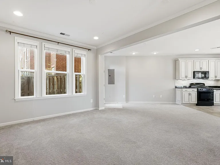 8923 Quarry Rd — Photo 14