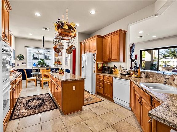 4th image of 80688 Avenida Santa Carmen
