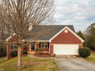 120 Pebble Ln, Covington, GA 30016