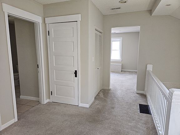 3rd image of 35 McClure St #1/2