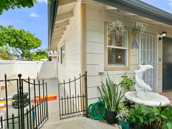 91-1056 Kaiikuwa St, Ewa Beach, HI 96706