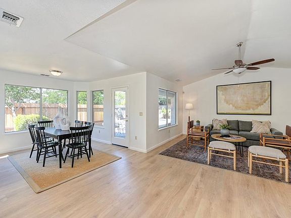 4th image of 1234 Montclair Cir