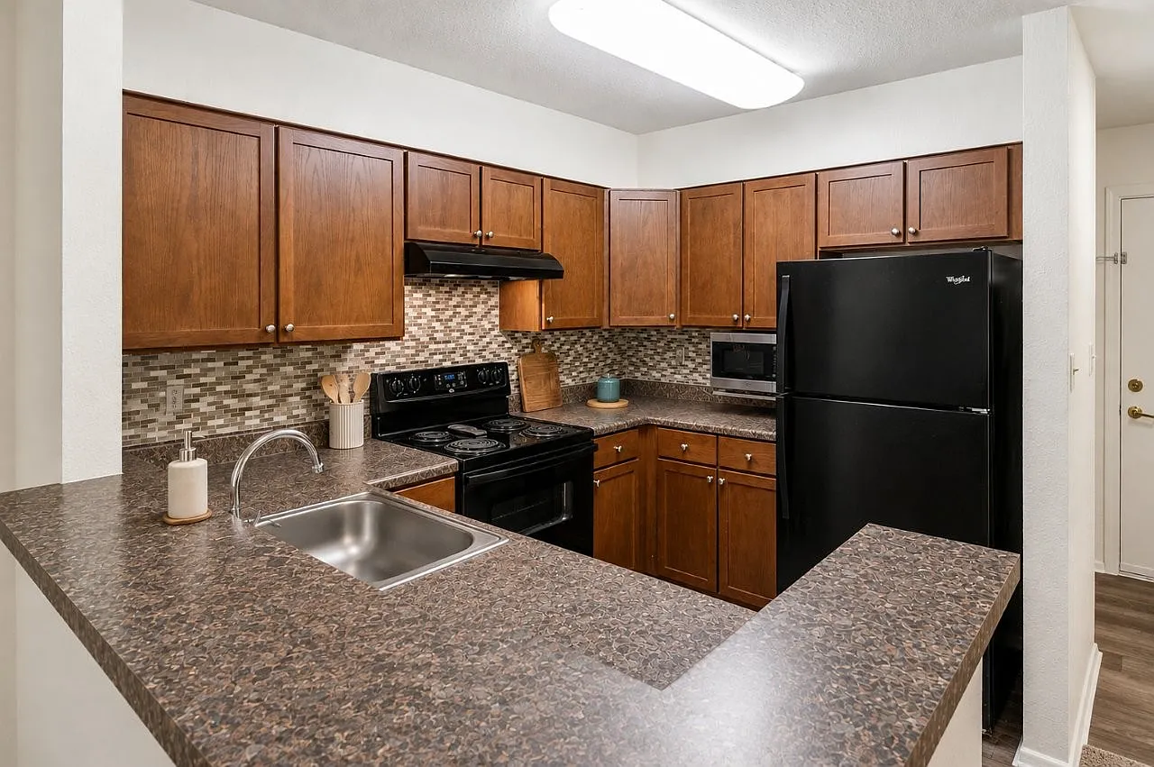 St. Marys Landing Apartments and Townhomes — Photo 1