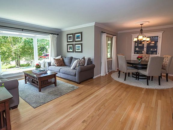 2nd image of 18050 Continental Dr