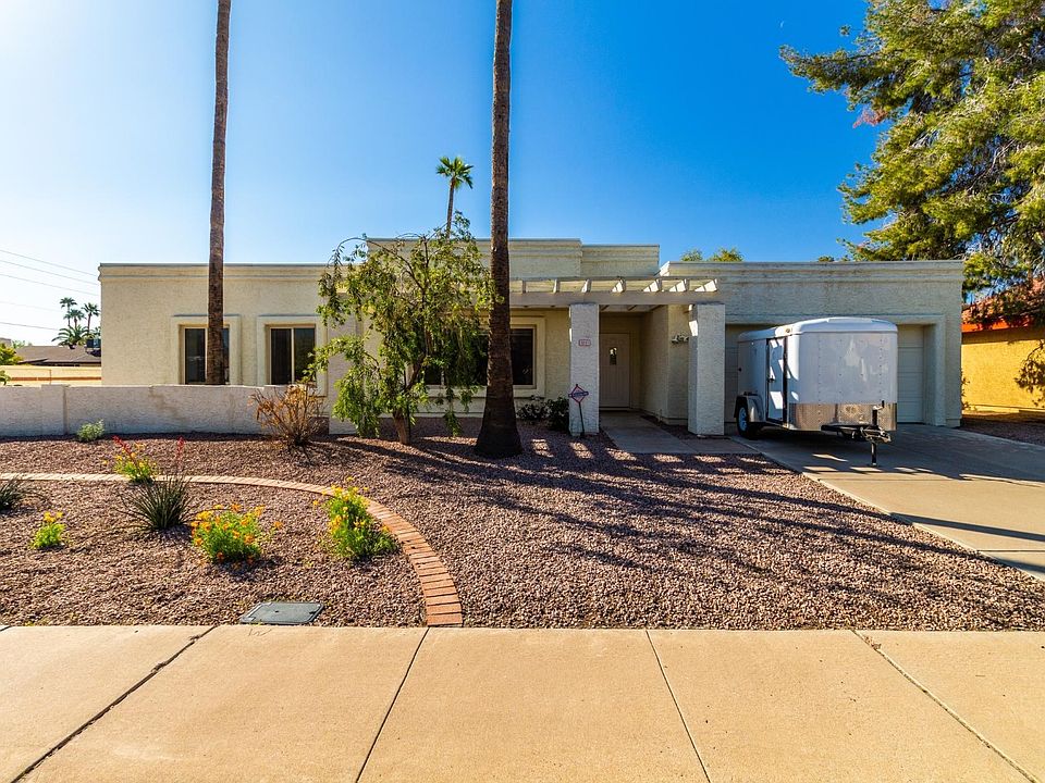 1st image of 1851 E Laguna Dr