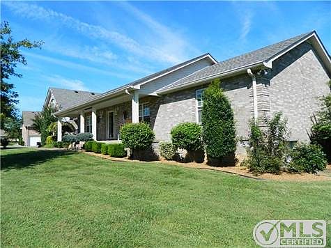 3rd image of 1019 Washington Dr