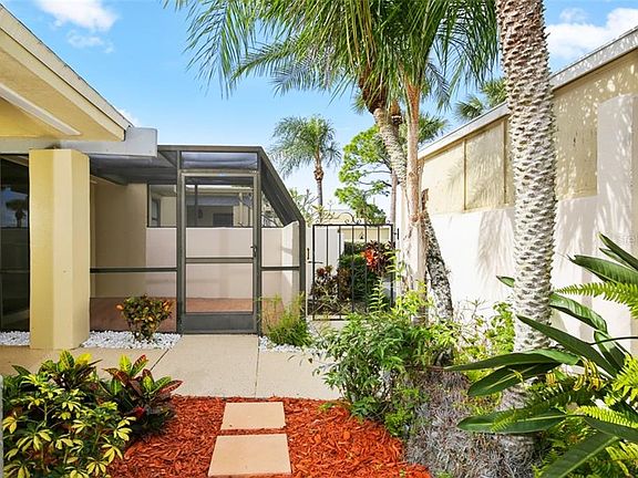 3rd image of 2773 Horseshoe Ct #Q-2
