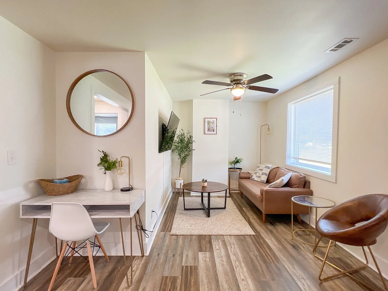 2 bed, 2.0 bath, $2,770 — Photo 1