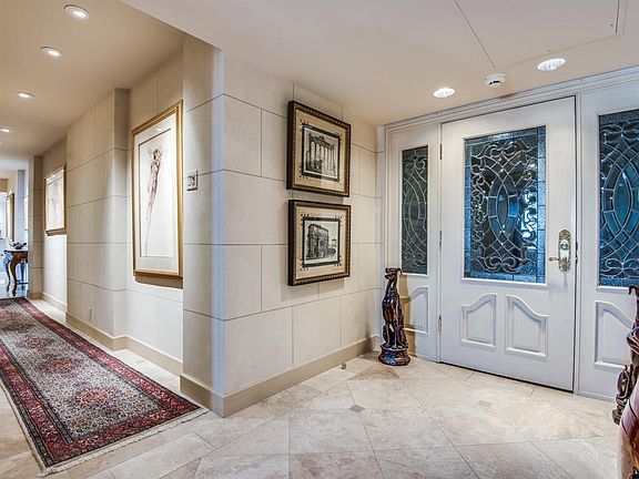 2nd image of 3525 Turtle Creek Blvd #9DE