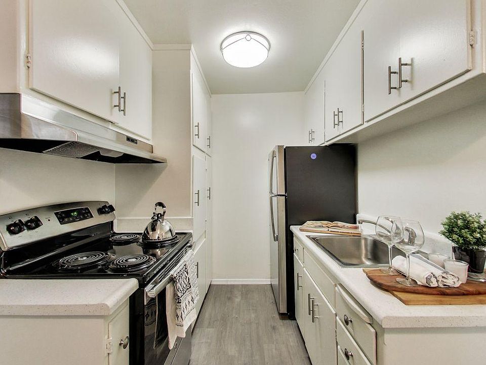 1st image of 307 E Tabor Ave #8asrvkax9