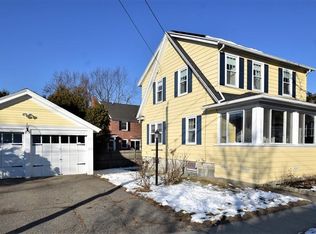 25 Lura St, Lowell, MA 01851