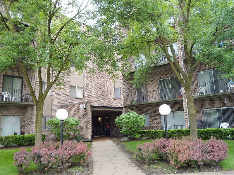 Front View of Updated Condo