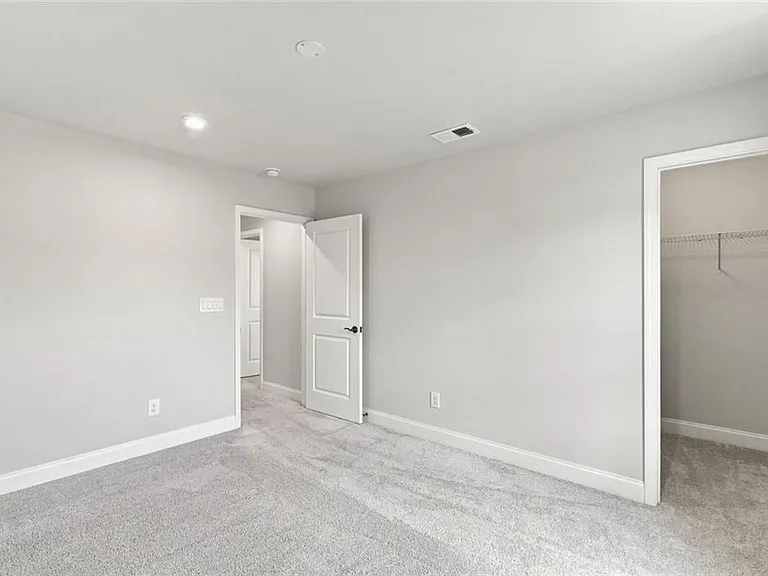 406 Riverclub Rd — Photo 23