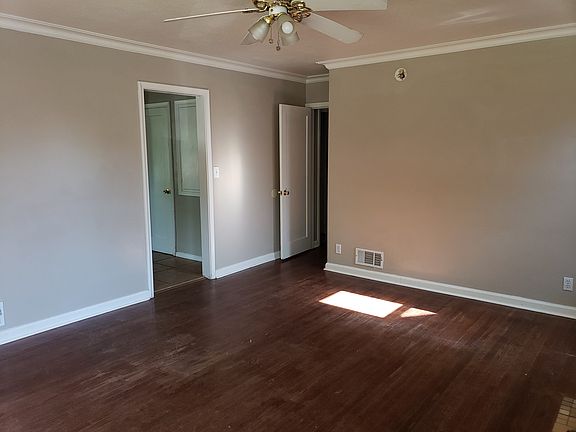 5th image of 776 10th St