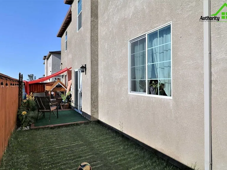671 Mission De Oro Dr — Photo 8