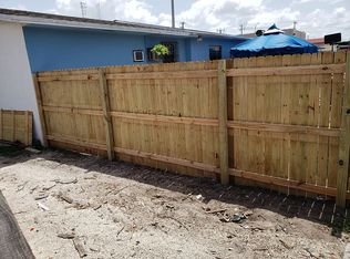 240 W 28th St, Hialeah, FL 33010