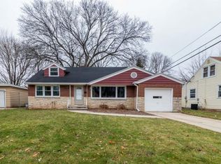 926 Spence St, Green Bay, WI 54304