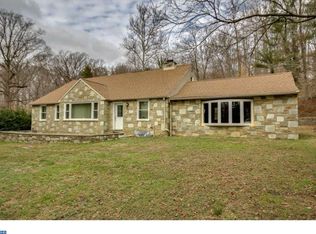 35 Moredon Rd, Huntingdon Valley, PA 19006