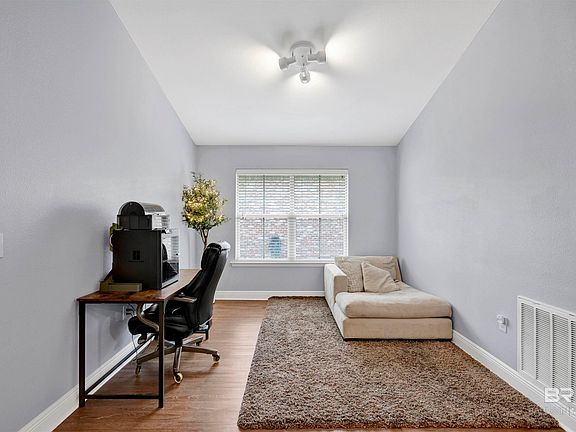 5th image of 27453 Elise Ct