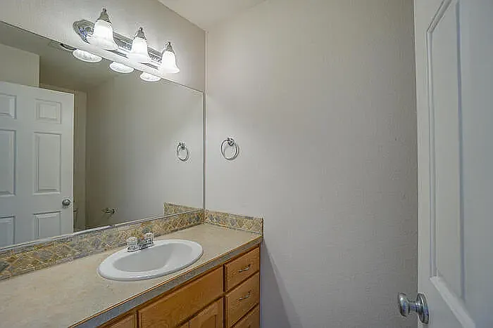 1107 NE 151st Ave — Photo 7