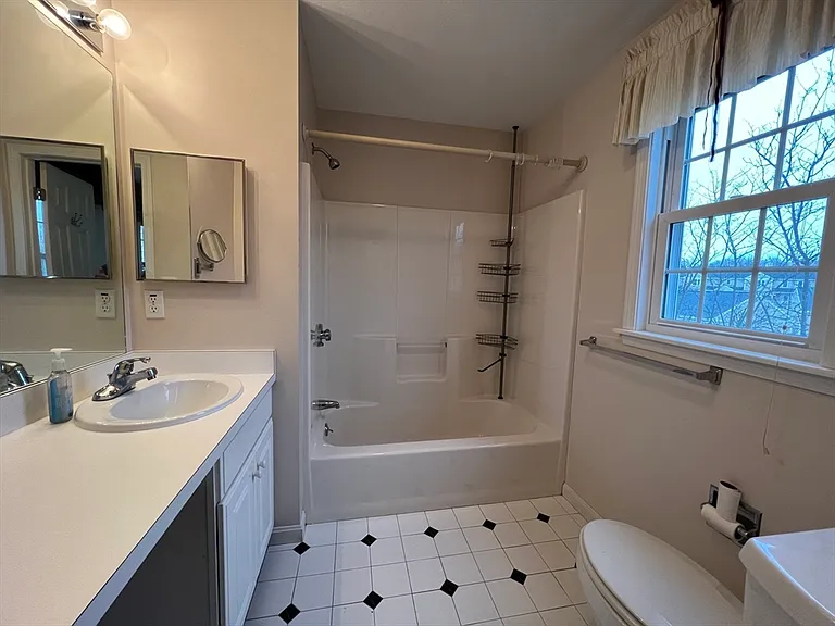 396 Tilden Commons Ln #396 — Photo 11