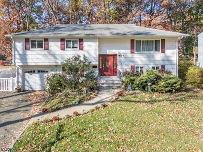 59 Winchester Rd, Livingston, NJ, 07039