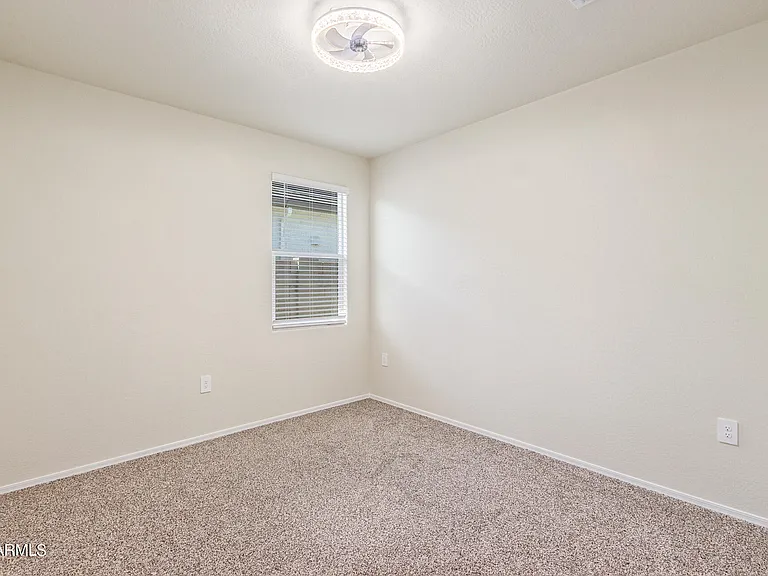 18646 W Buckskin Trl — Photo 24
