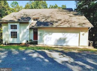 139 Maple Ave, Mount Jackson, VA 22842