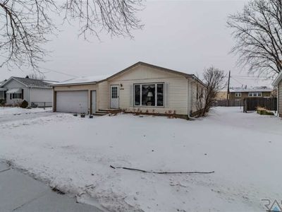3508 S Glendale Ave, Sioux Falls, SD, 57105