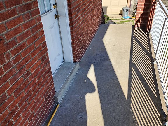 3rd image of 5025 Relleum Ave APT 1