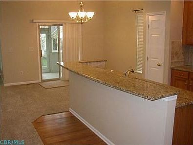 5th image of 5571 Grand Cresent Dr