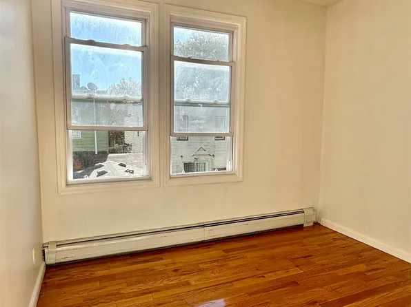 245 Duncan Avenue image 15 of 22