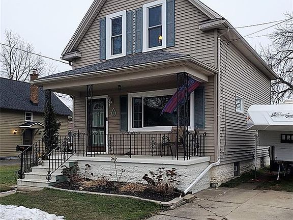 2nd image of 28 Adrian Ave